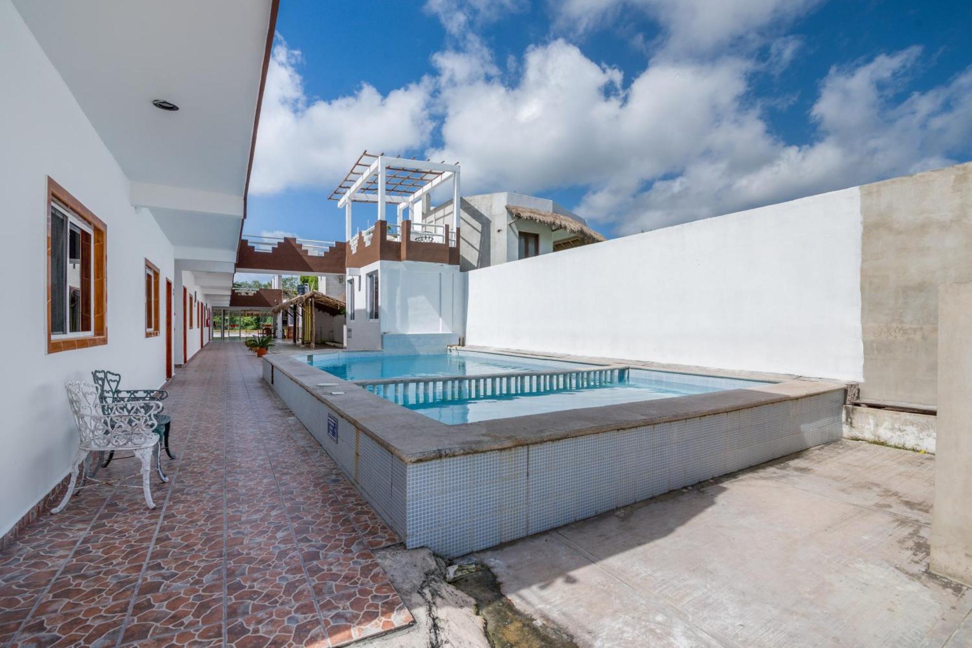 Oyo Hotel Palma Real 图卢姆 外观 照片
