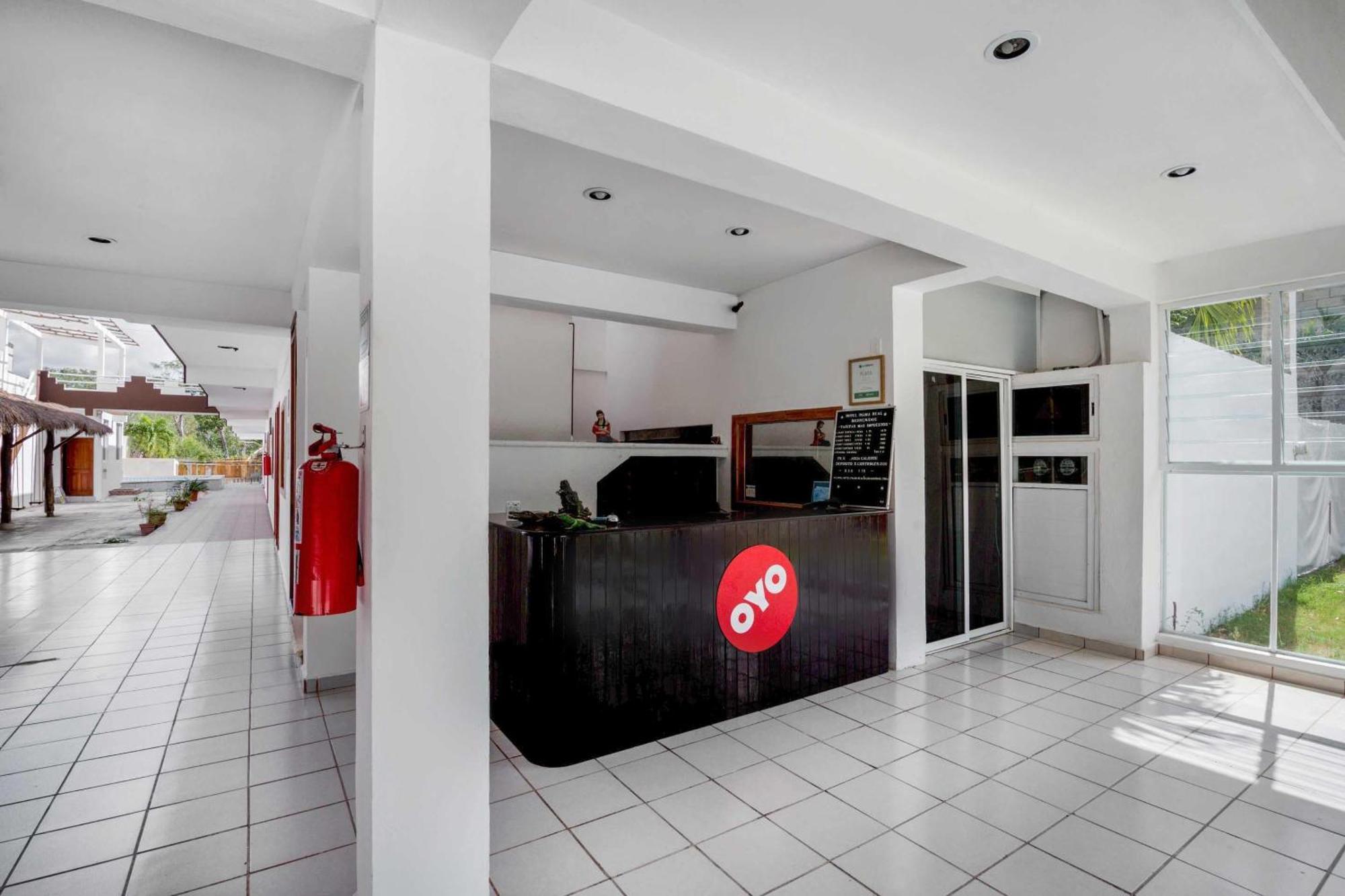 Oyo Hotel Palma Real 图卢姆 外观 照片